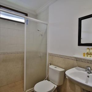 Vila empat-kamar tidur
